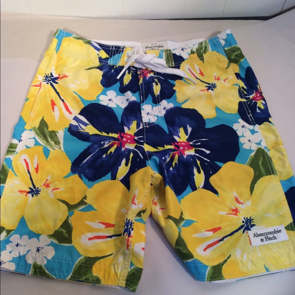 Abercrombie & Fitch Men’s swim trunks size large swimsuit